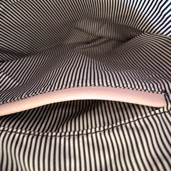 NWT Deluxity Los Angeles Tassel Crossbody Vegan Bag - Picture 8 of 10